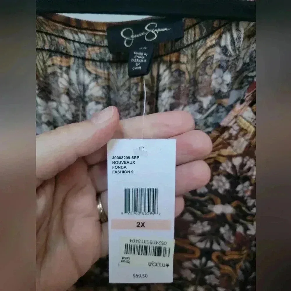 Jessica Simpson V Neck Slit Sleeve Elastic Waist Blouse Plus Size 2x NWT - Picture 4 of 4